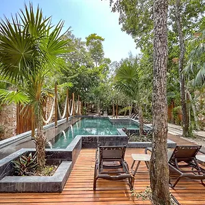 Amaka Calma Tulum Pueblo